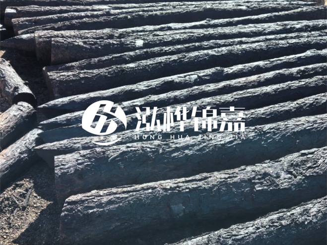 經(jīng)過防腐處理的松木樁價格貴多少？炭化處理的松木樁貴多少？