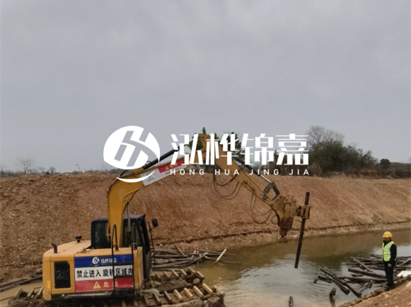 為什么要進行河道護坡？堤壩加固木樁的作用？